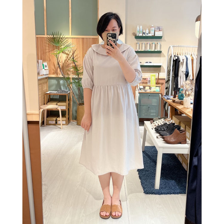 夢的地址圓翻領洋裝-岩月光