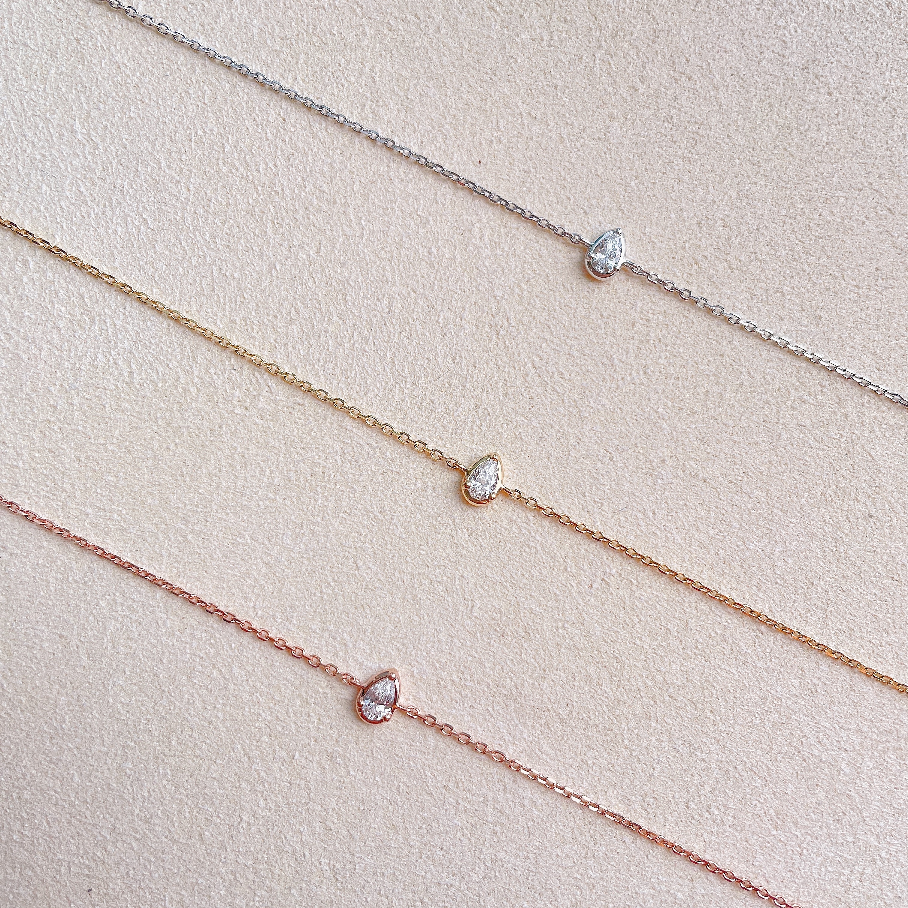 18K金泡泡鑽石手鏈  - 水滴形