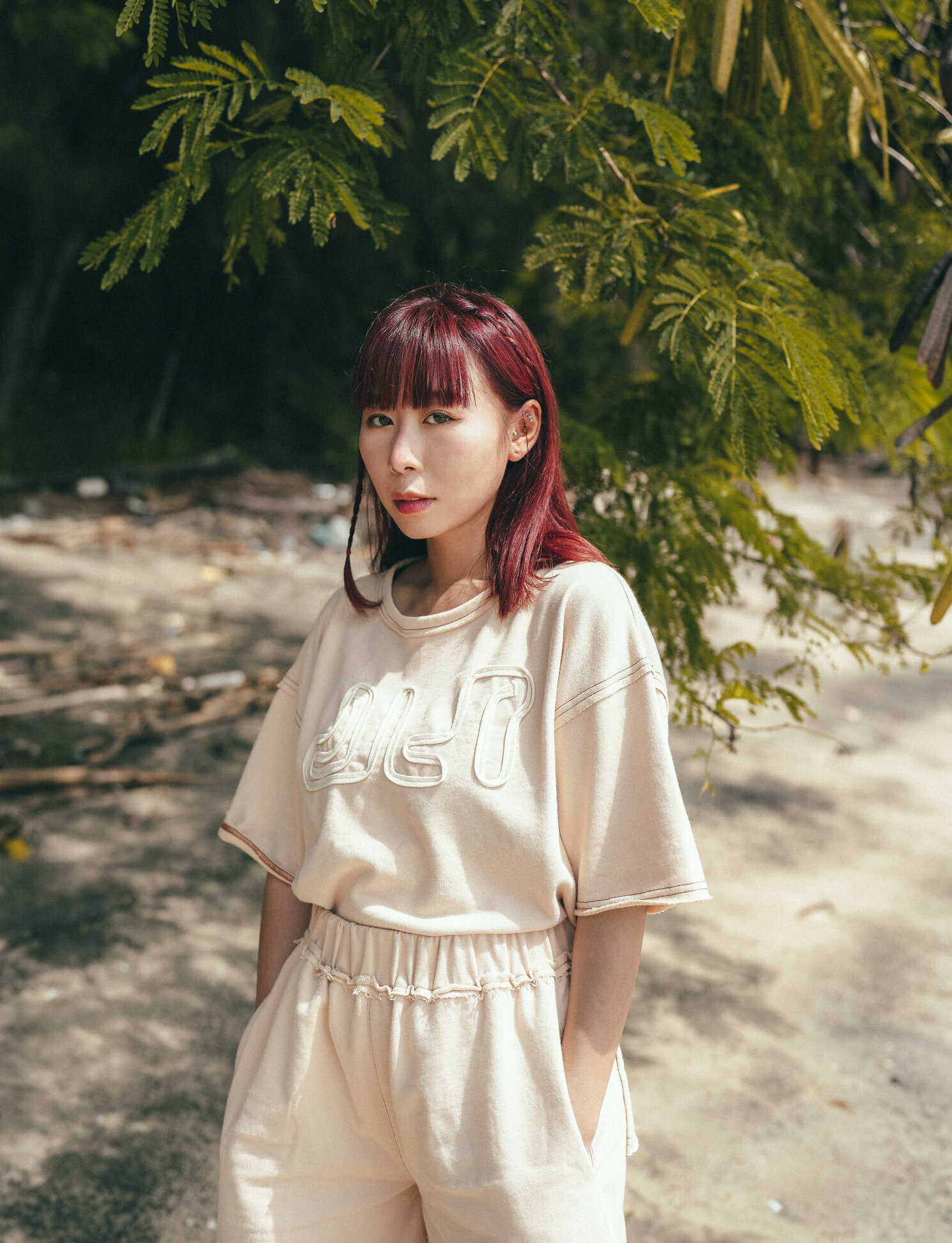 【Just Africa】兩著運動套裝連腰帶 - 奶油白色