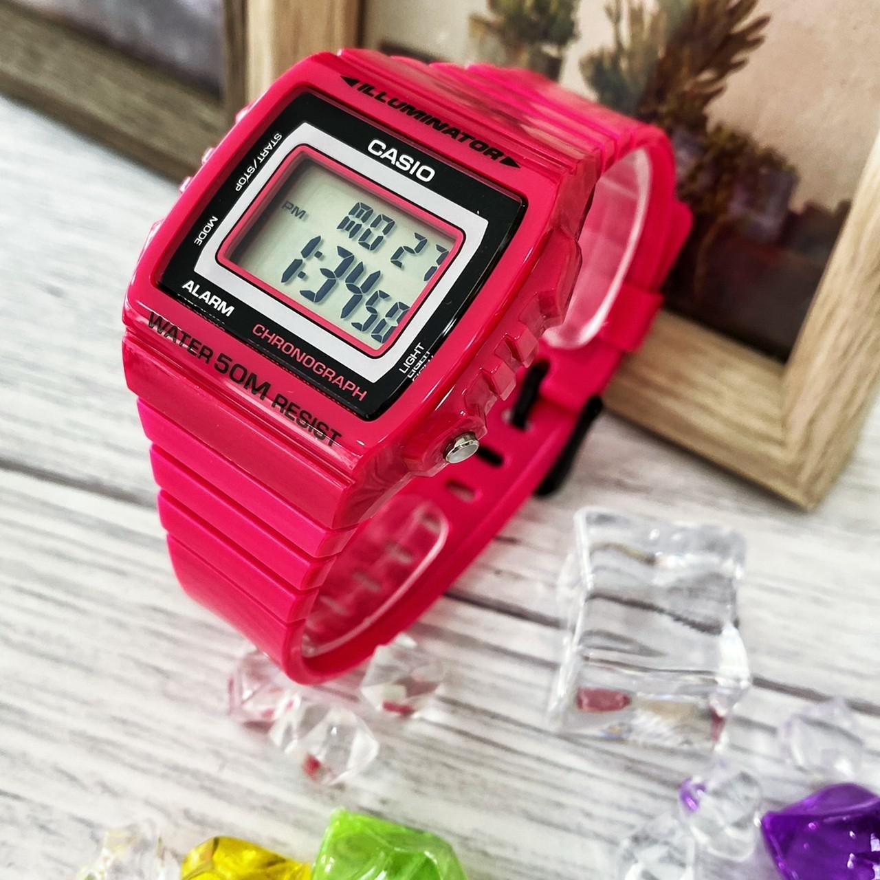 【CASIO 卡西歐】繽紛方形數位電子錶 W-215H-4A 現代鐘錶