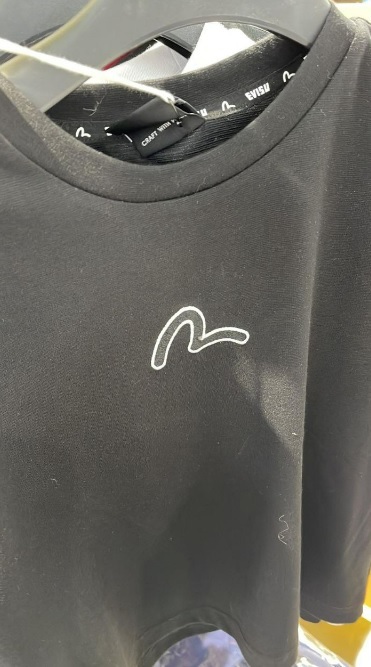 [S] EVISU WAIST ENGLISH HEELS CROP SHORT SLEEVE T-SHIRT,BLACK, EU2FTS952-BLACK (SEV66)