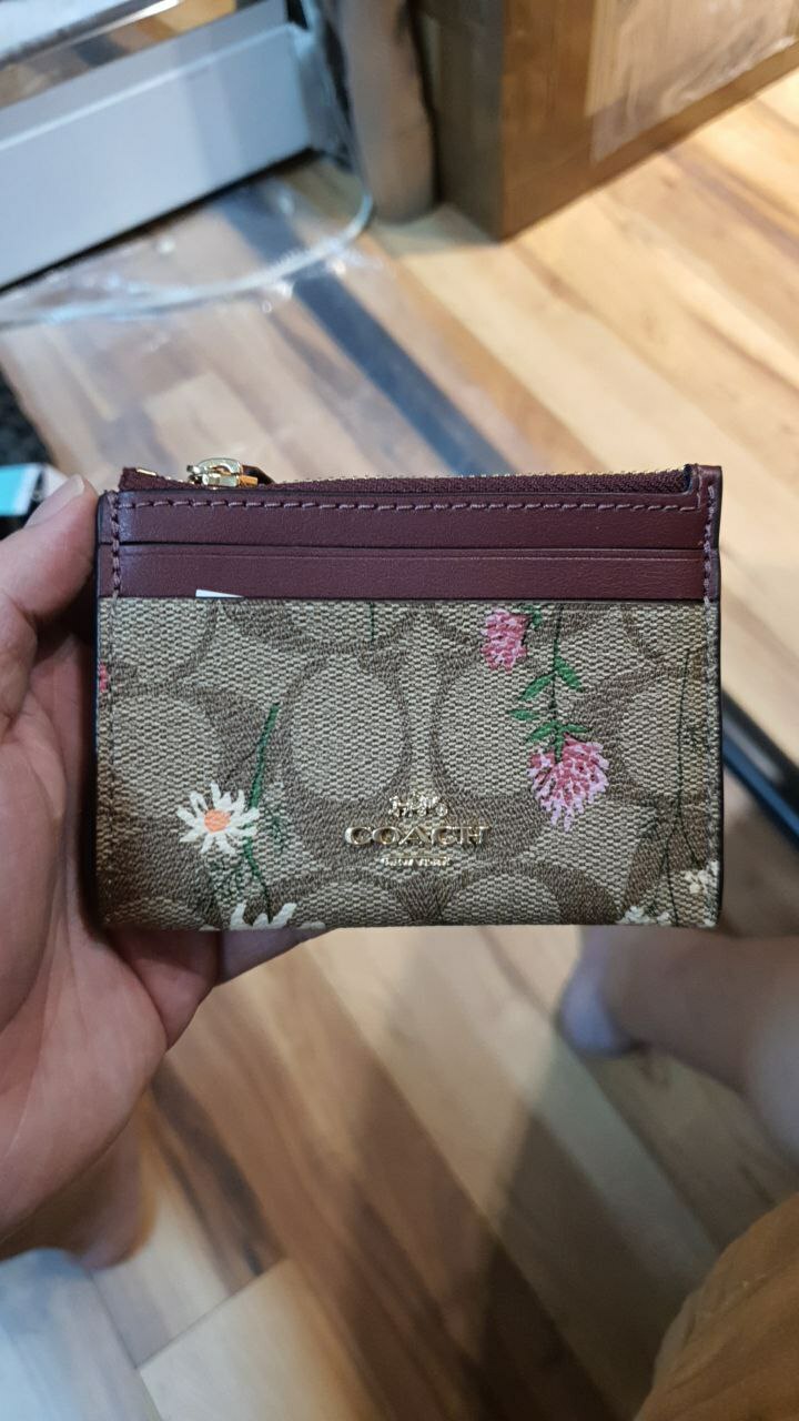 [S] COACH MINI SKINNY ID CASE IN SIGNATURE CANVAS WITH WILDFLOWER PRINT, KHAKI MULTI, 195031483165 (SCO41)