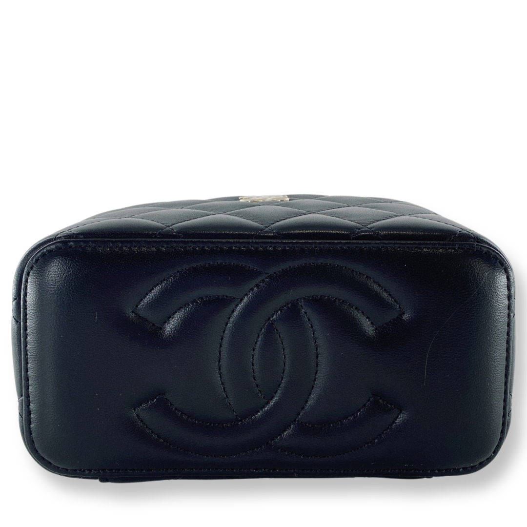 Chanel long box with handle