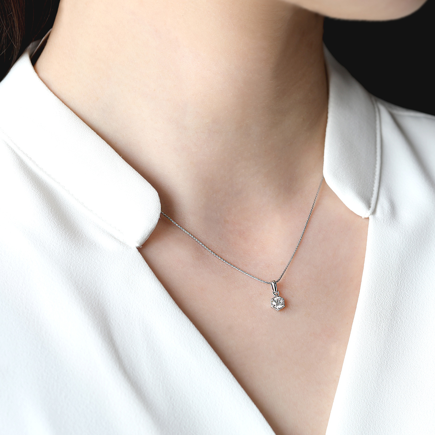 搖曳生姿 — GIA30分鑽石項鍊