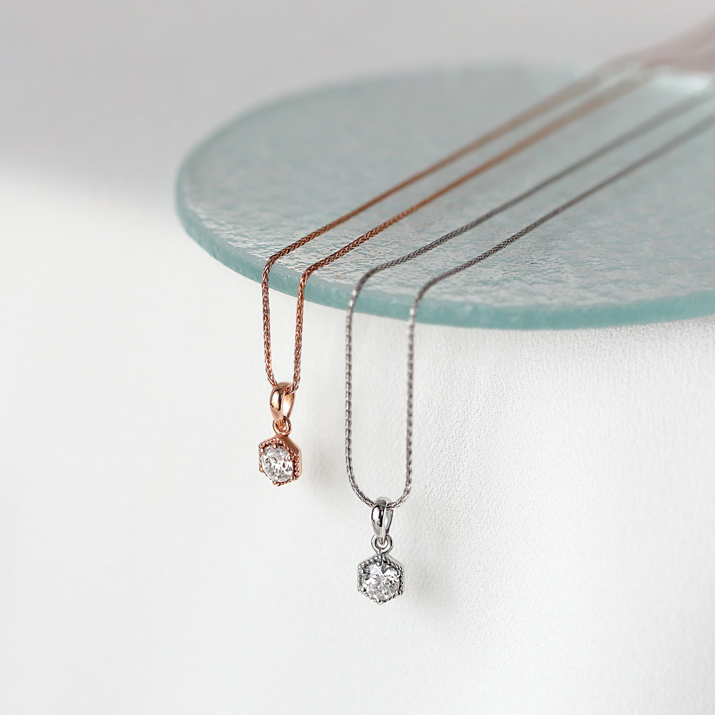 搖曳生姿 — GIA30分鑽石項鍊