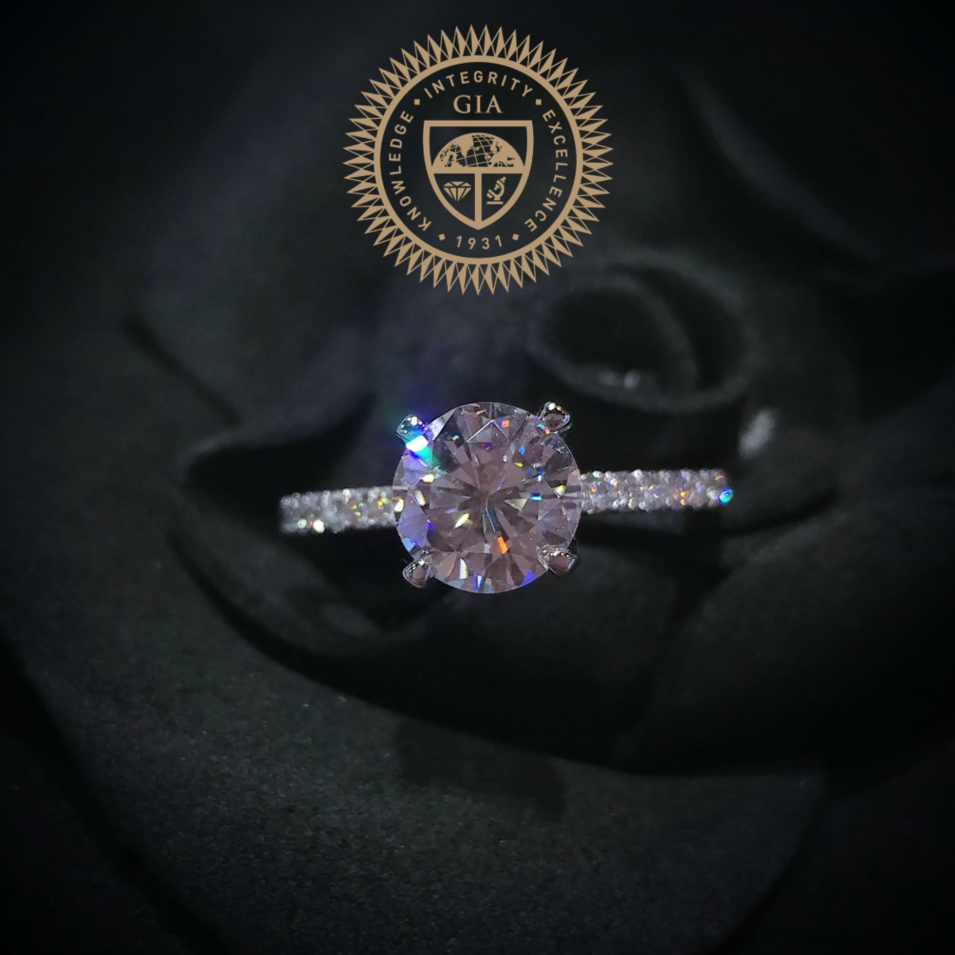 18K White Gold 1.24ct Diamond Ring