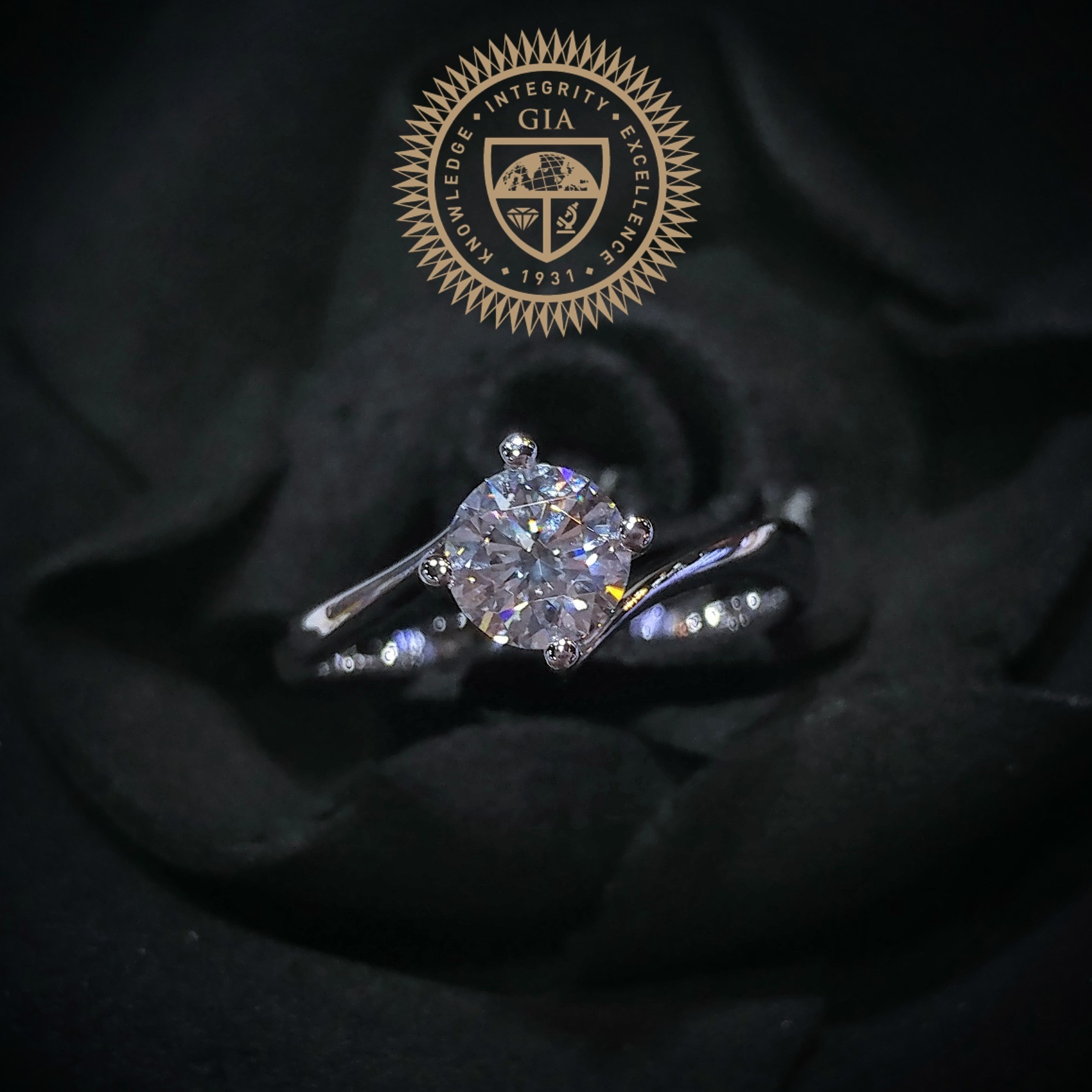 全新18K白金【單粒63份鑽石】戒指