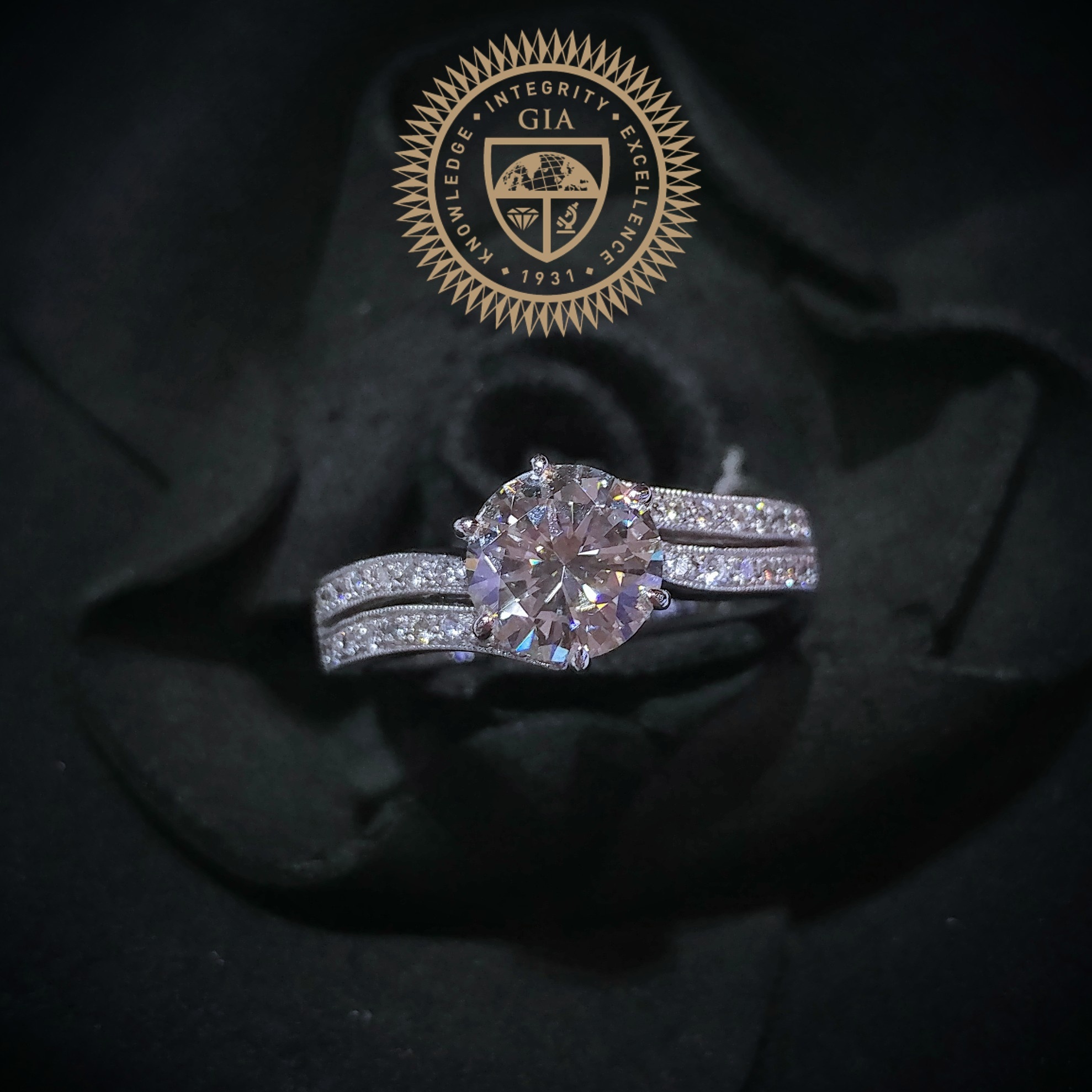 18K White Gold 1.13 GIA Diamond Ring