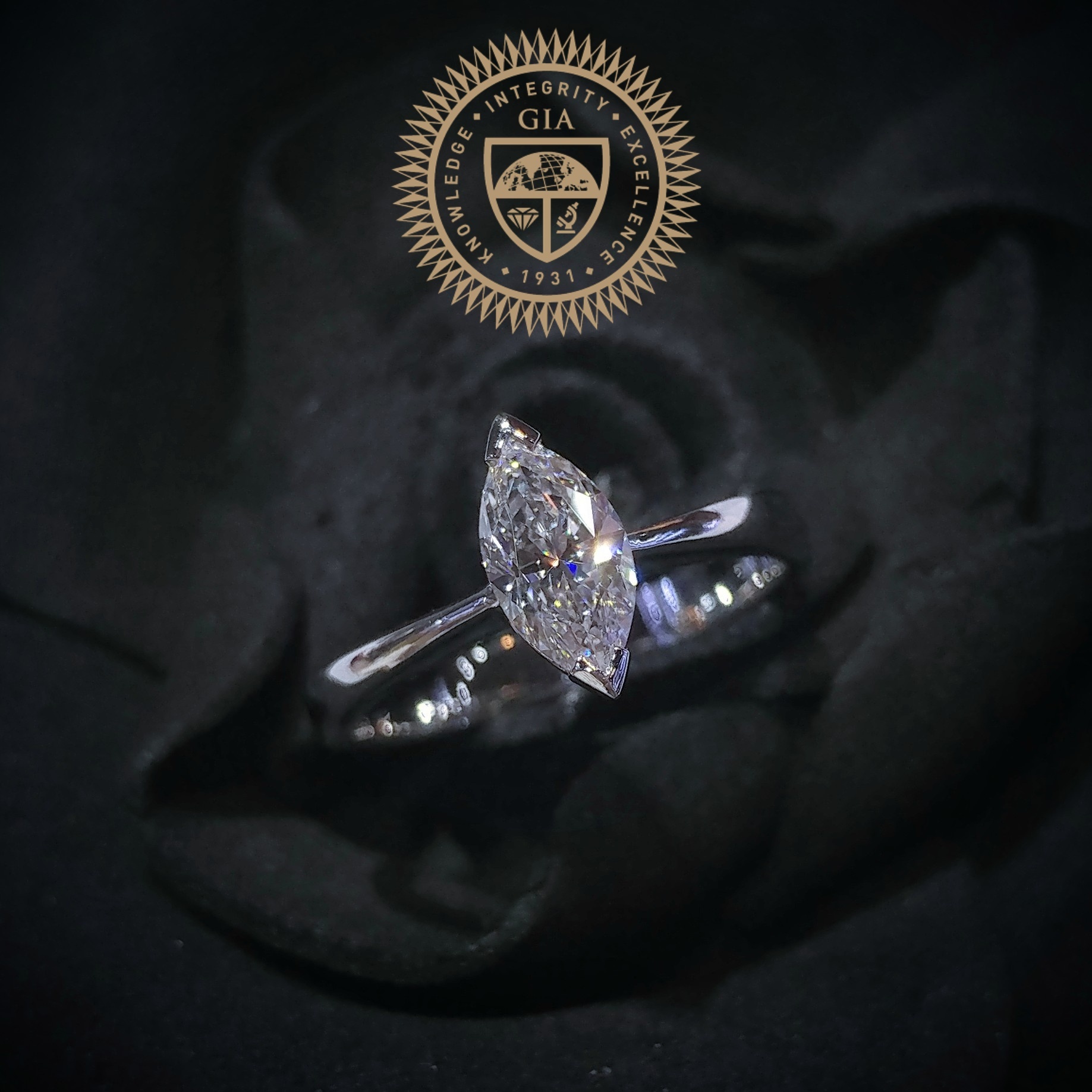 18K White Gold 0.72ct Marquise Cut Diamond Ring