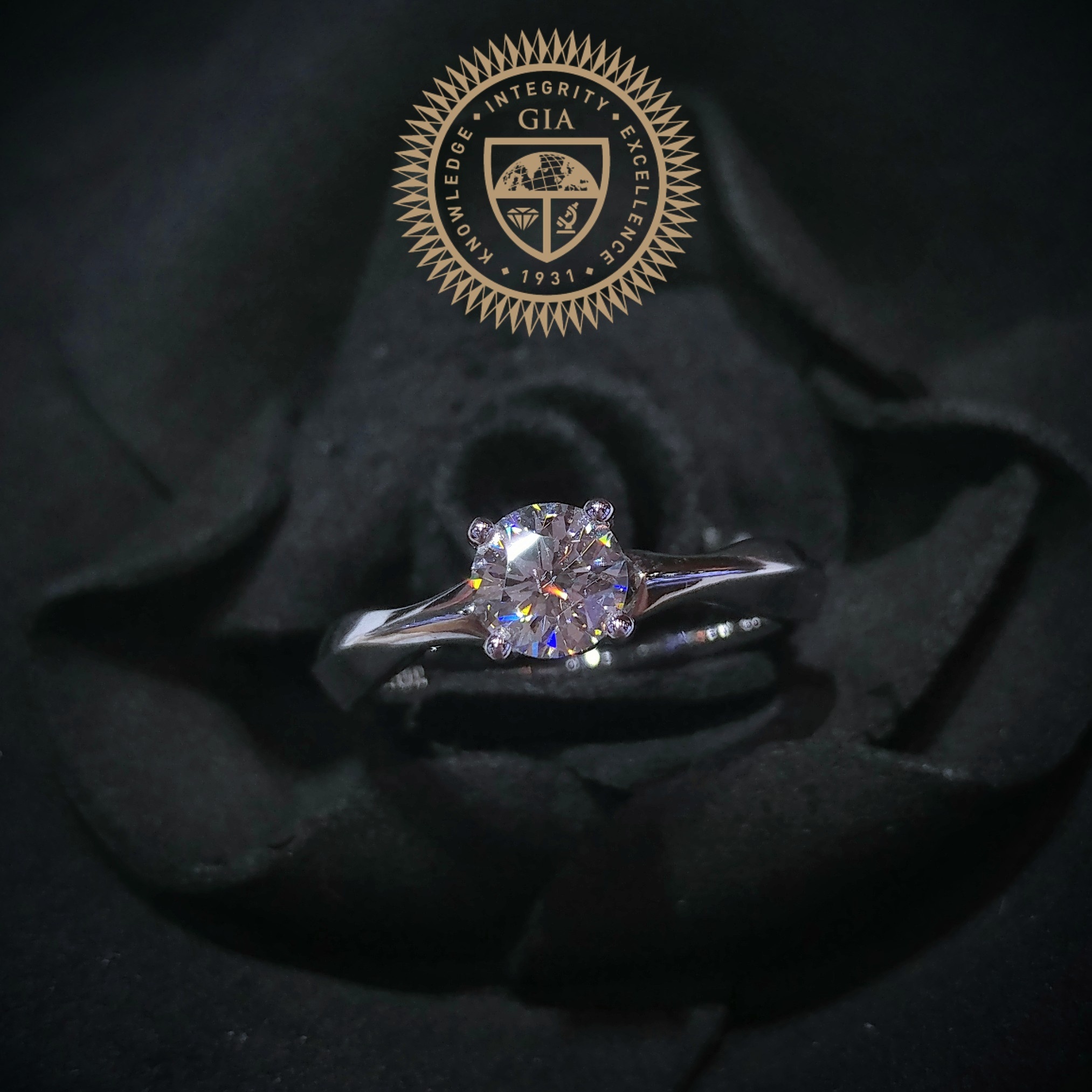 全新18K白金【單粒53份鑽石】戒指