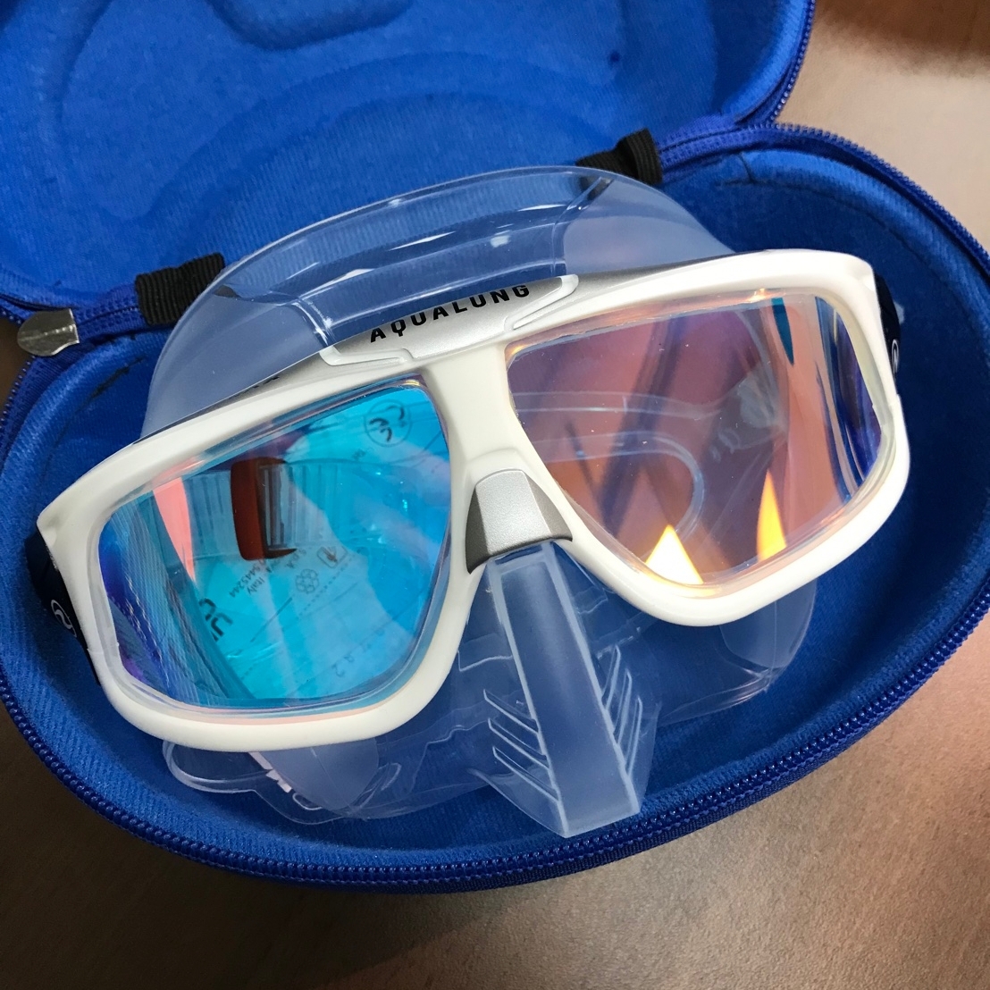 ▲Aqua Lung SPHERA X (鍍膜款) 思妃拉自潛面鏡