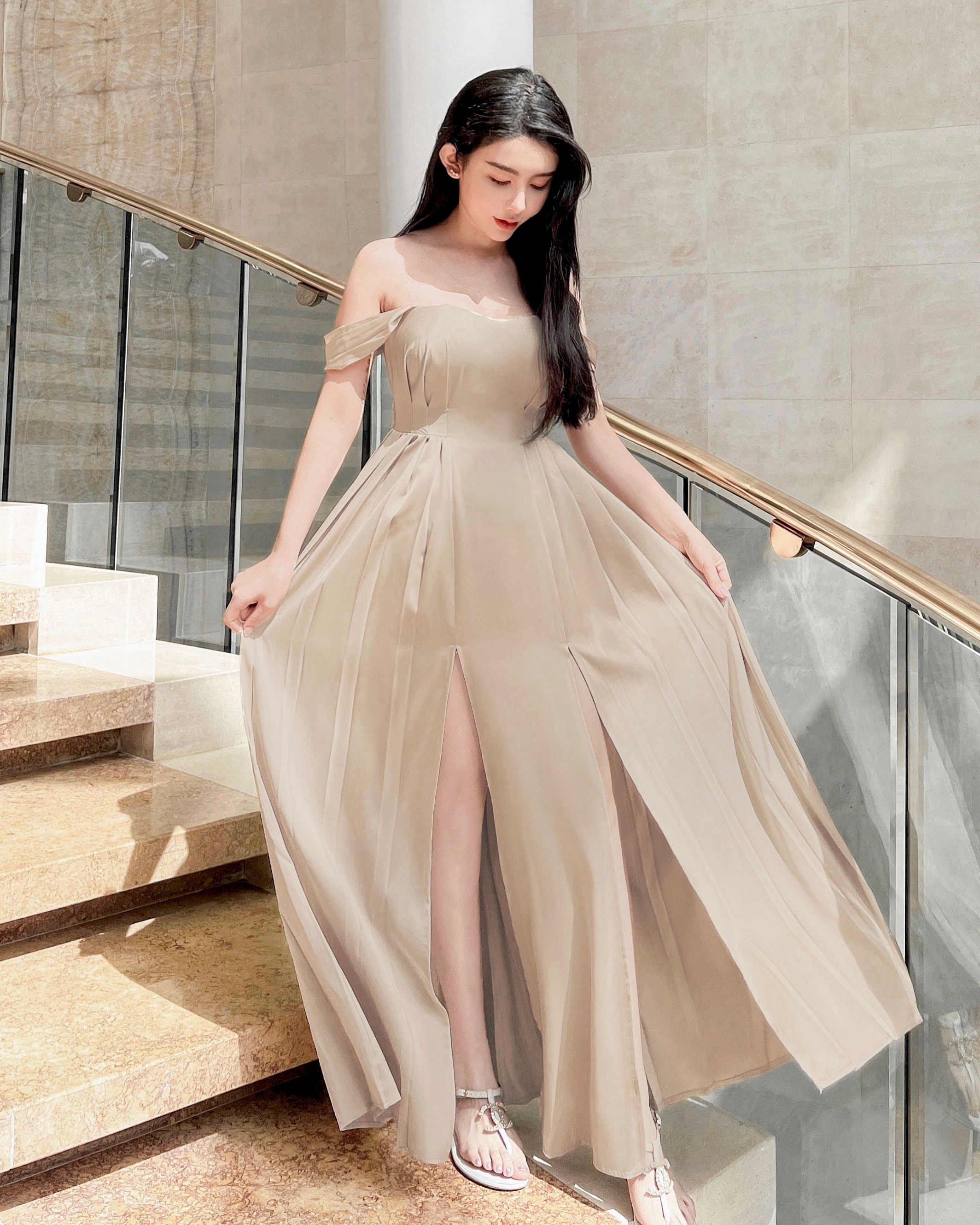 ⭒訂製-質感緞面百褶桃心長洋