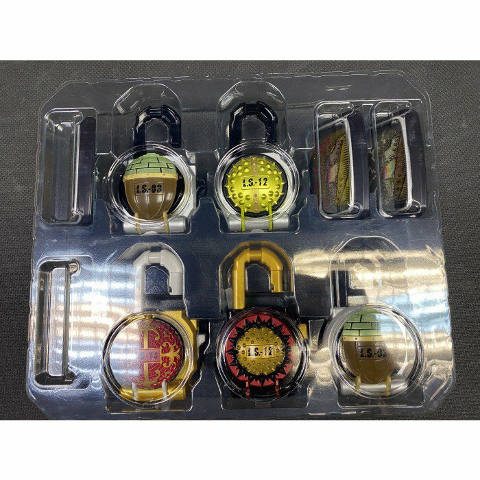 幪面超人-CSM GAIM Lock Seed Charmant Set