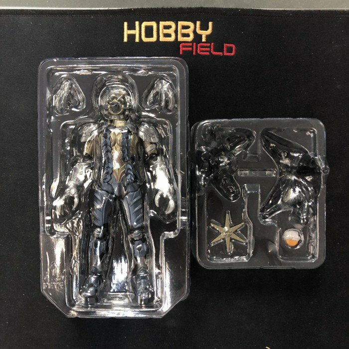 幪面超人-SHF AMAZON MOLE AMAZON