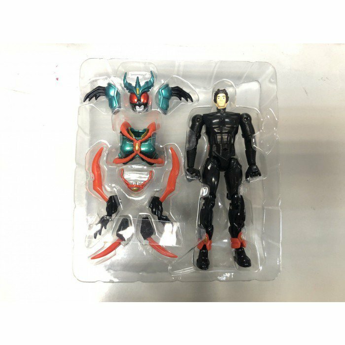 裝著變身 幪面超人 EXCEED GILLS