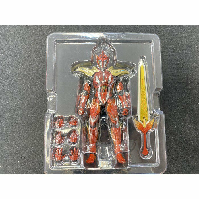 幪面超人-SHF 幪面超人 WIZARD Phoenix Phantom