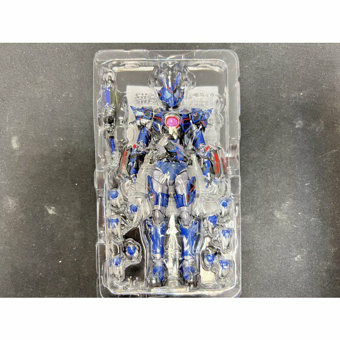 幪面超人-SHF ZERO ONE Vulcan Assault Wolf