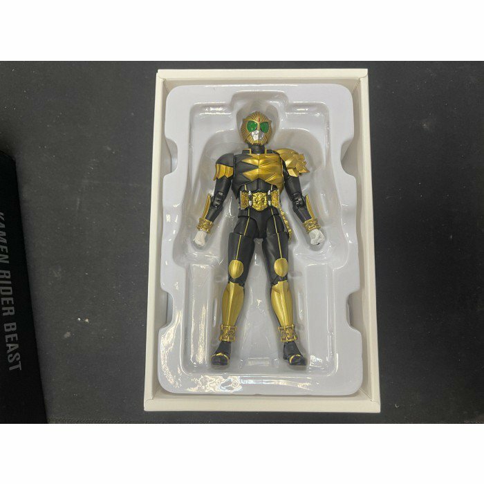 寄賣 幪面超人-SHF 真骨彫 Beast 連 Mantle set