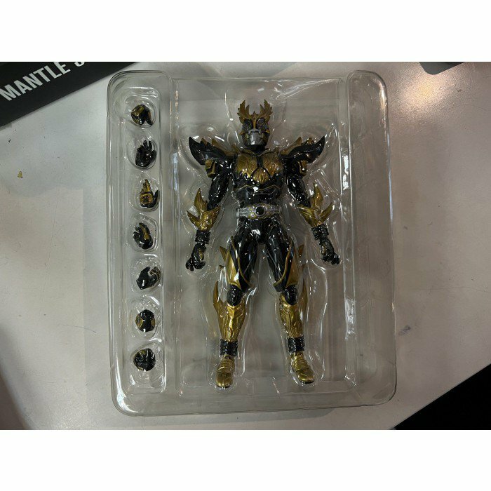 寄賣 幪面超人-SHF KUUGA Rising Ultimate Form DARK Eye