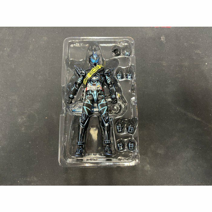 幪面超人-SHF  DRIVE Dark Drive Type Next