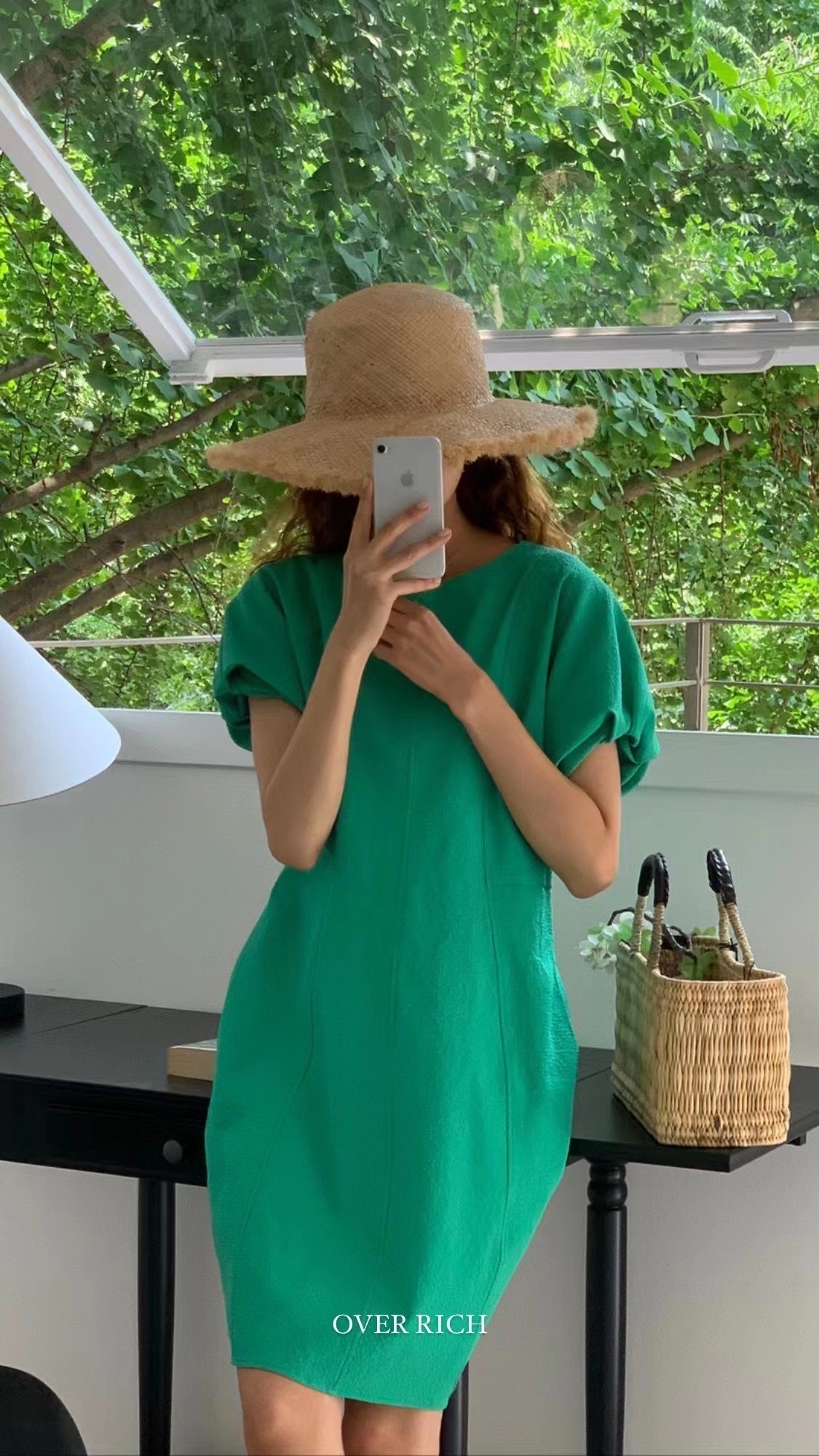 [S9]JULOP260 淨色粒粒免燙短OP