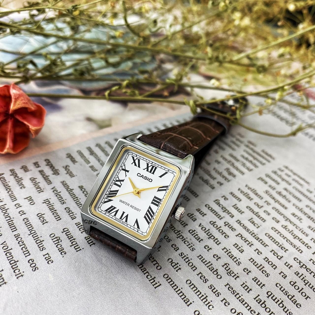 【CASIO 卡西歐】卡西歐經典小方錶 LTP-V007L-7B2 現代鐘錶
