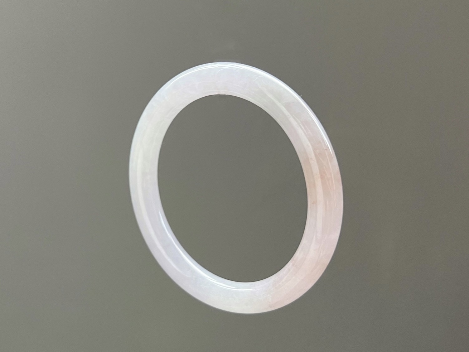 冰種粉紫帶紅翡圓鐲