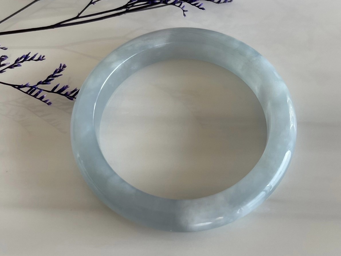 冰種藍天白雲冰膠正圈翡翠鐲