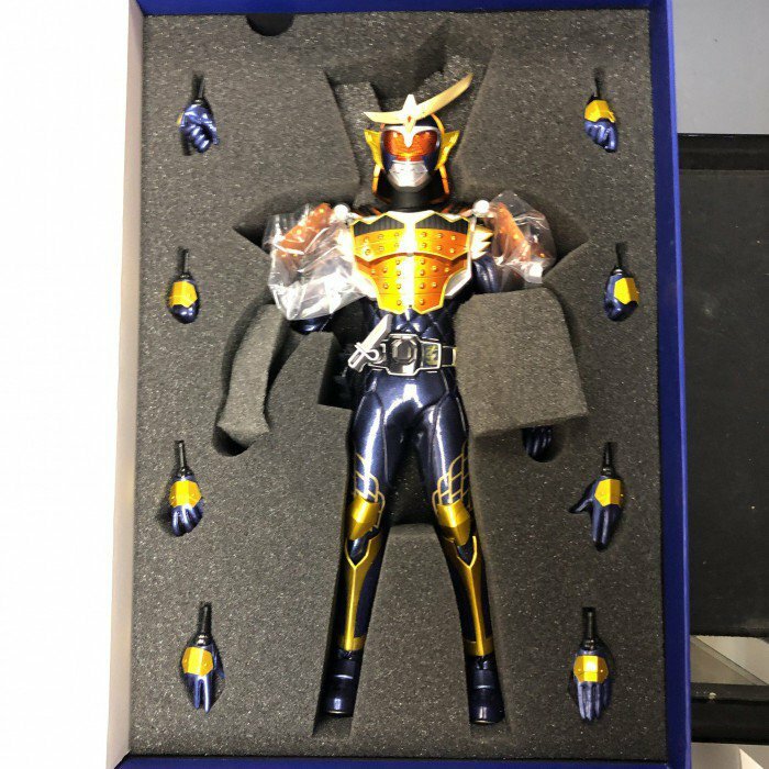 RAH GENESIS 幪面超人 鎧武 Gaim
