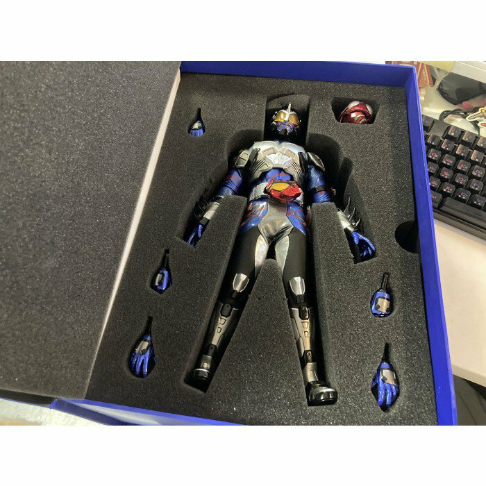 幪面超人-RAH GENESIS AMAZON NEO