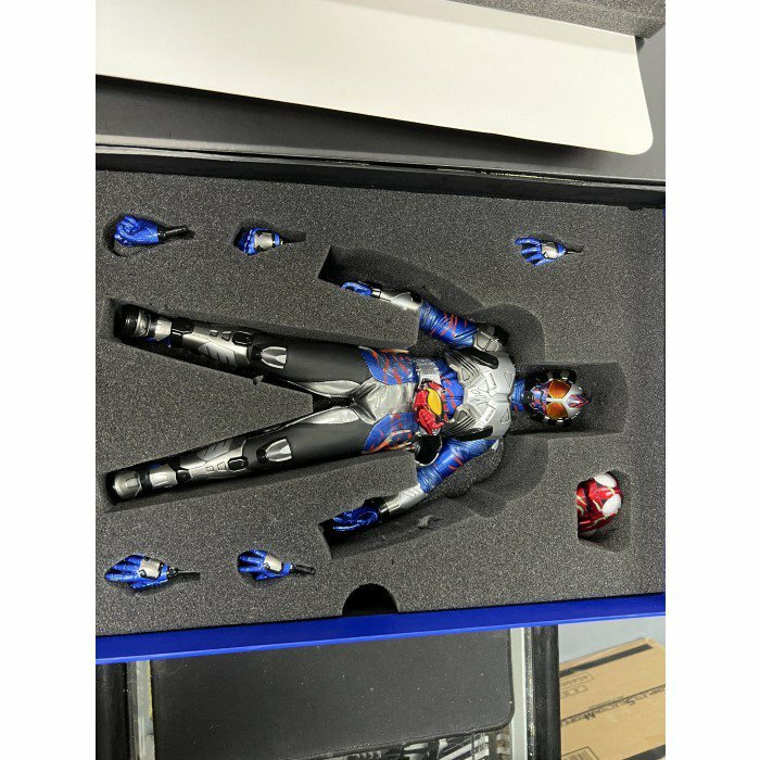 幪面超人-RAH GENESIS AMAZON NEO