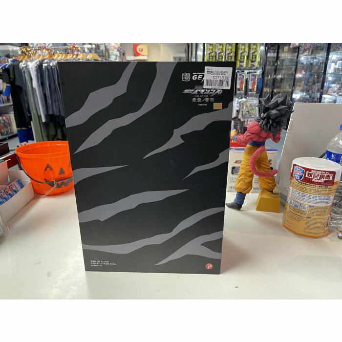 幪面超人-RAH GENESIS AMAZON NEO ALFA