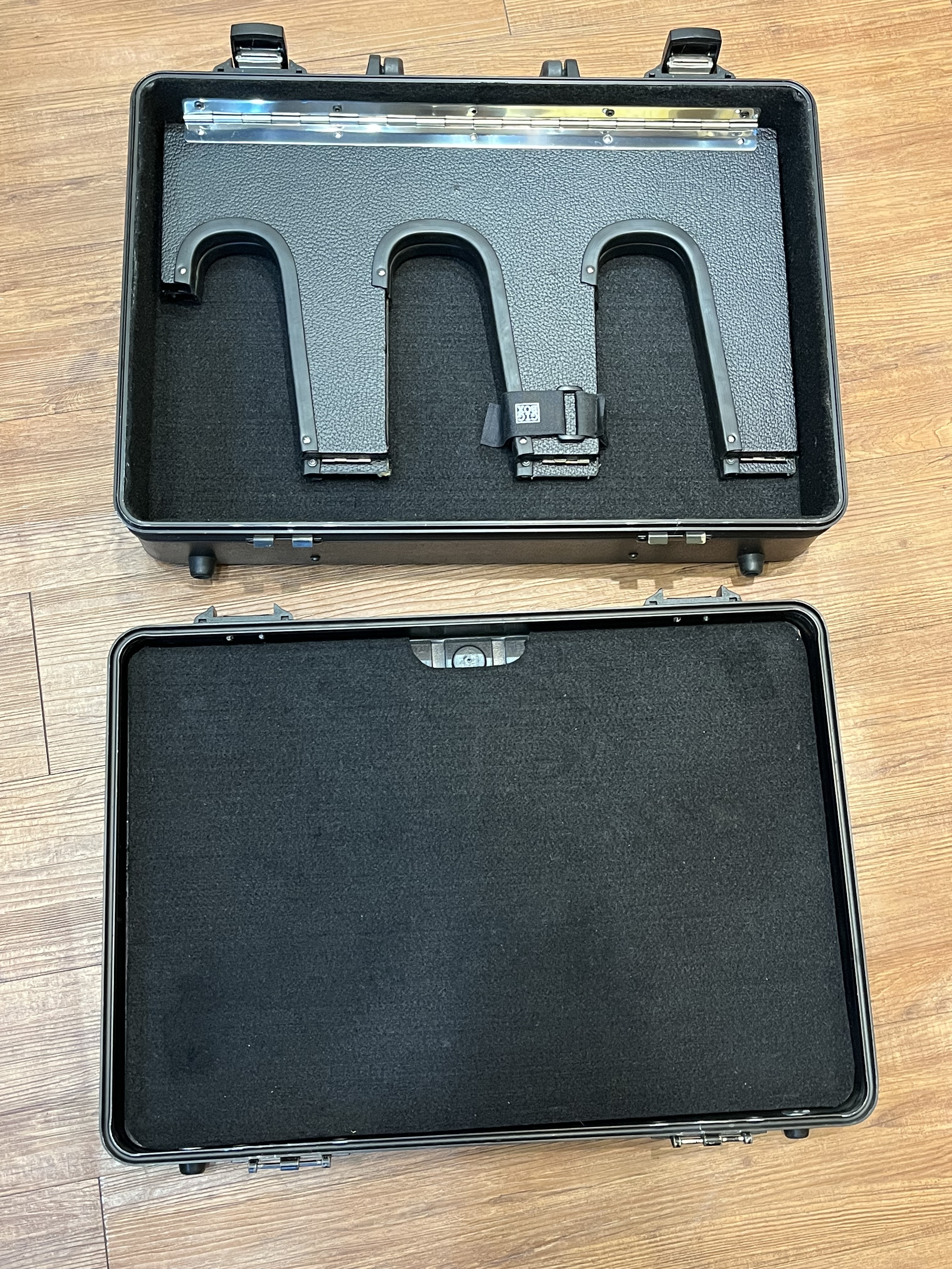 嚴選二手 Gator G-GIG-BOX JR-TSA 效果器盤 + 3吉他架 不含效果器