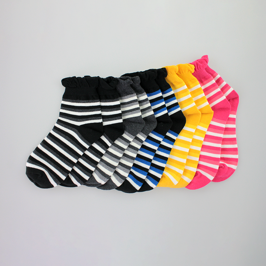 線條。寬口短襪222