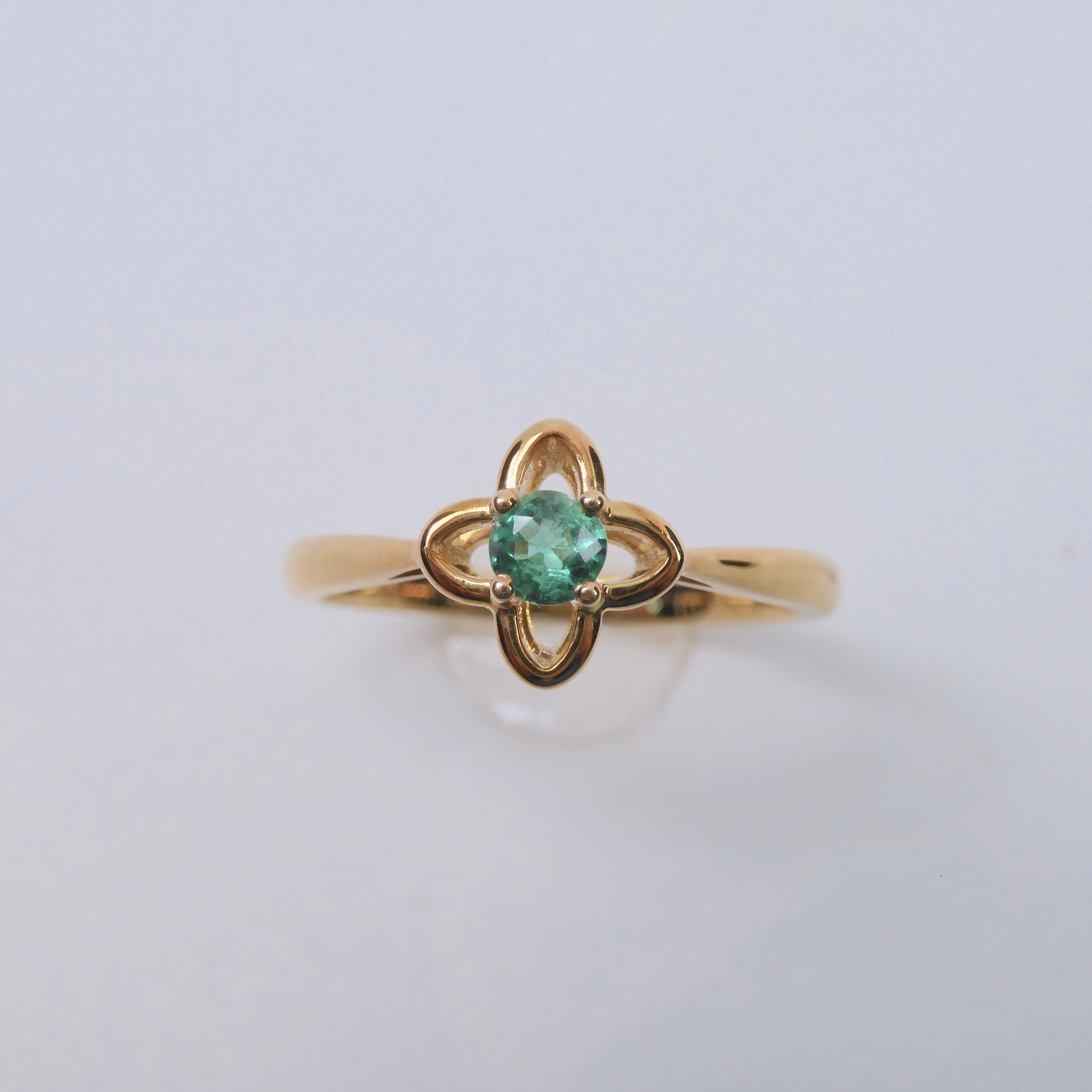 18K金 0.165ct 綠寶石戒指