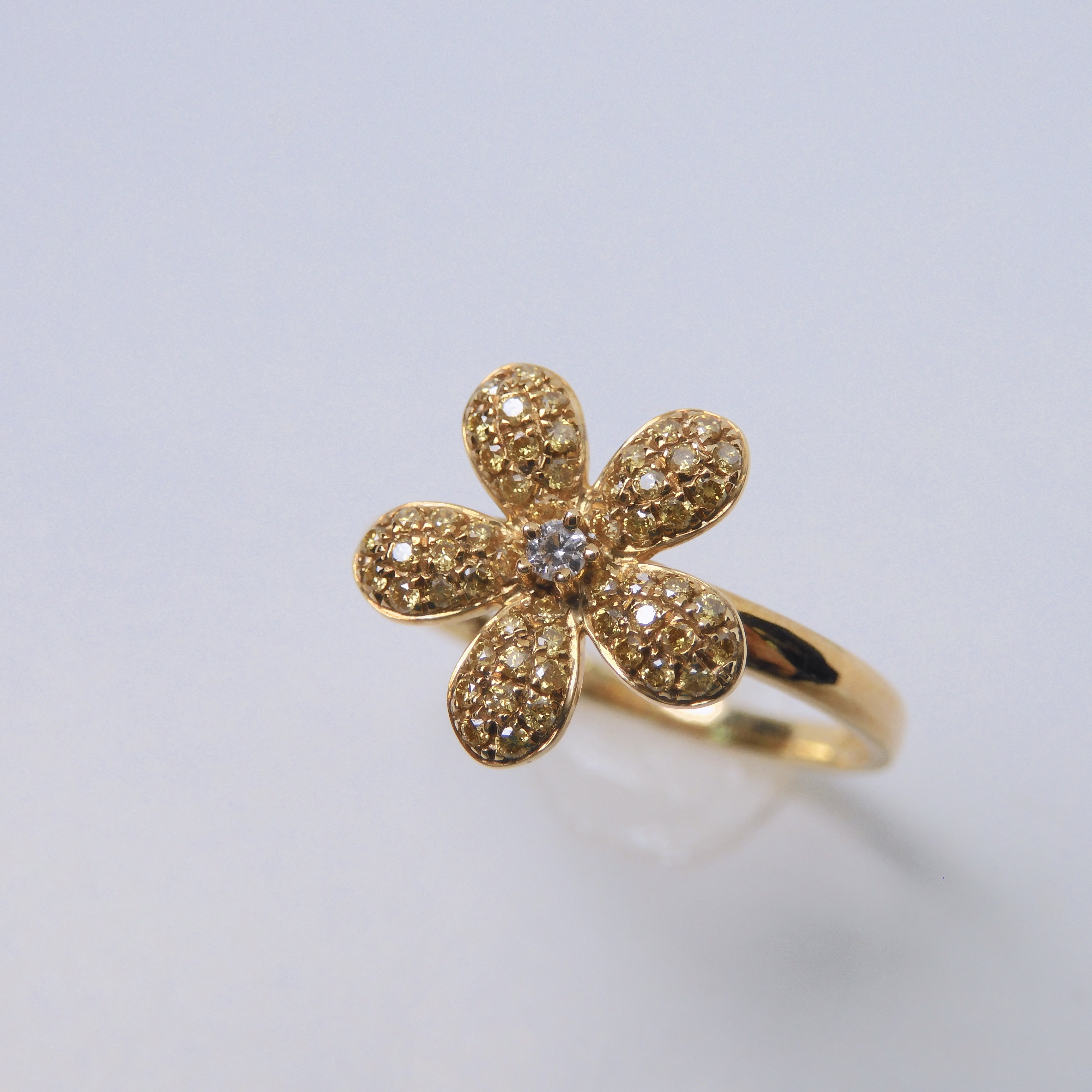 18K金 0.222ct 黃鑽戒指