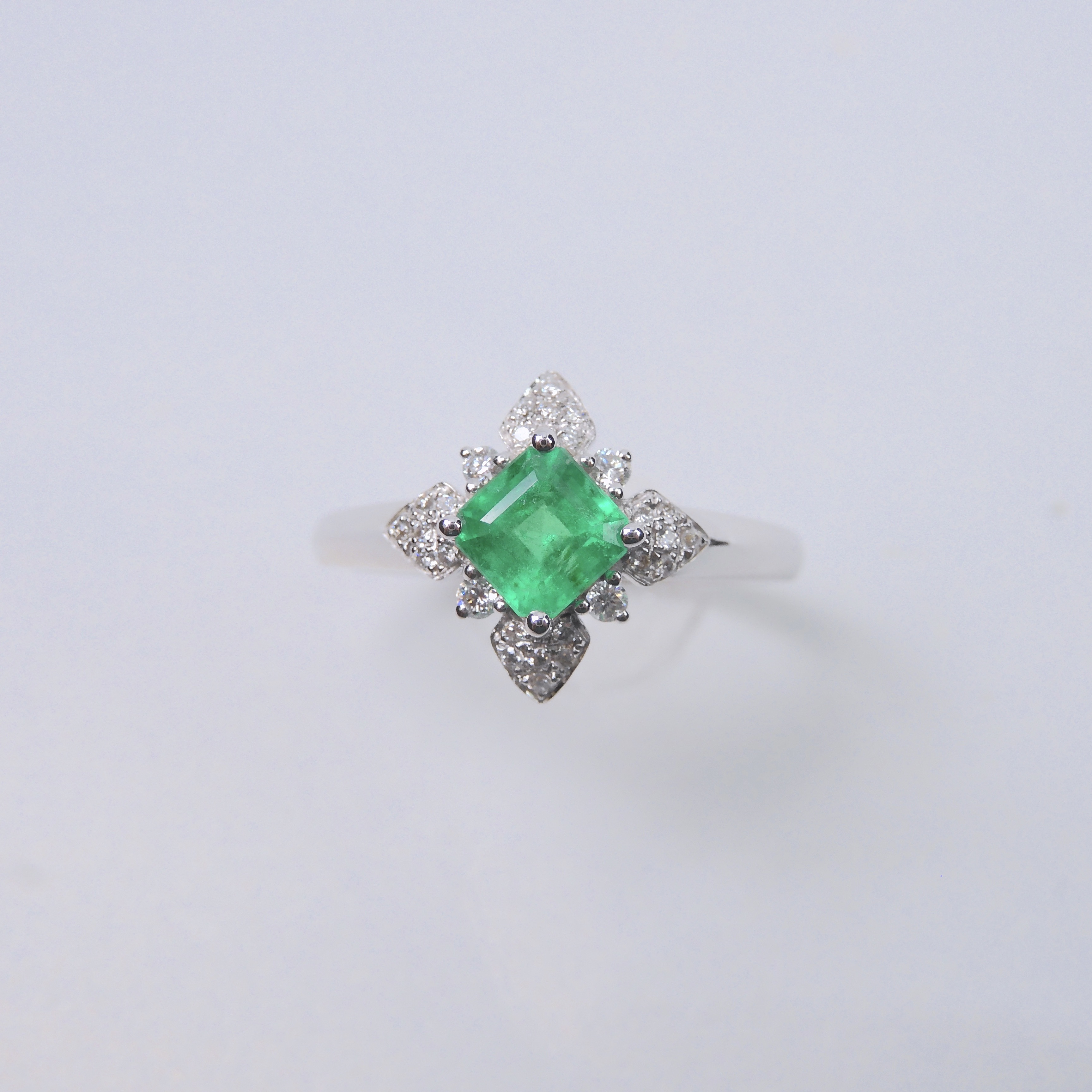 18K金 0.58ct 綠寶石戒指