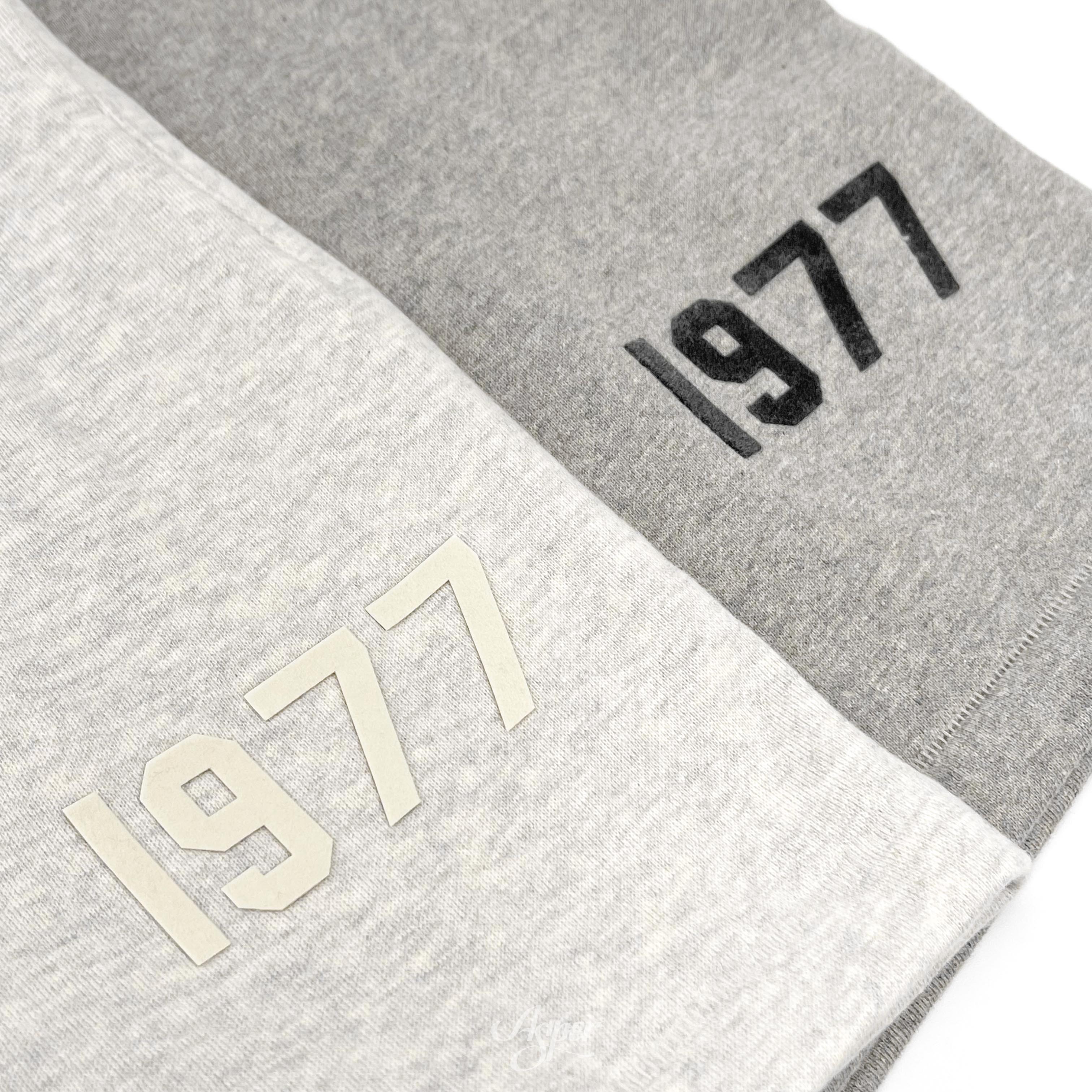 Fear of God Essentials Shorts FOG 1977 深灰色/燕麥色 棉褲 短褲160BT212003F/160BT212002F