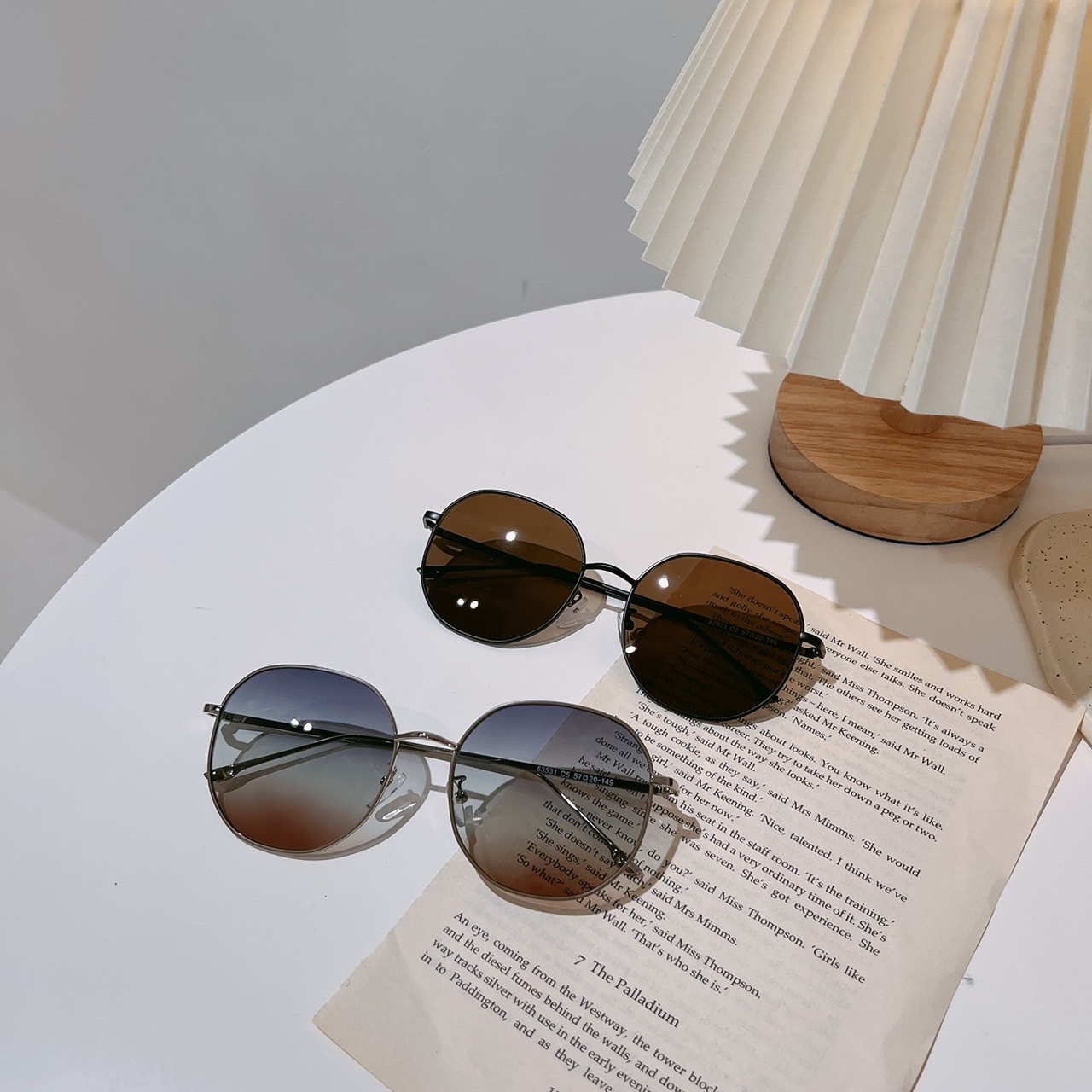 B01763531 韓版多角微方圓墨鏡/二色