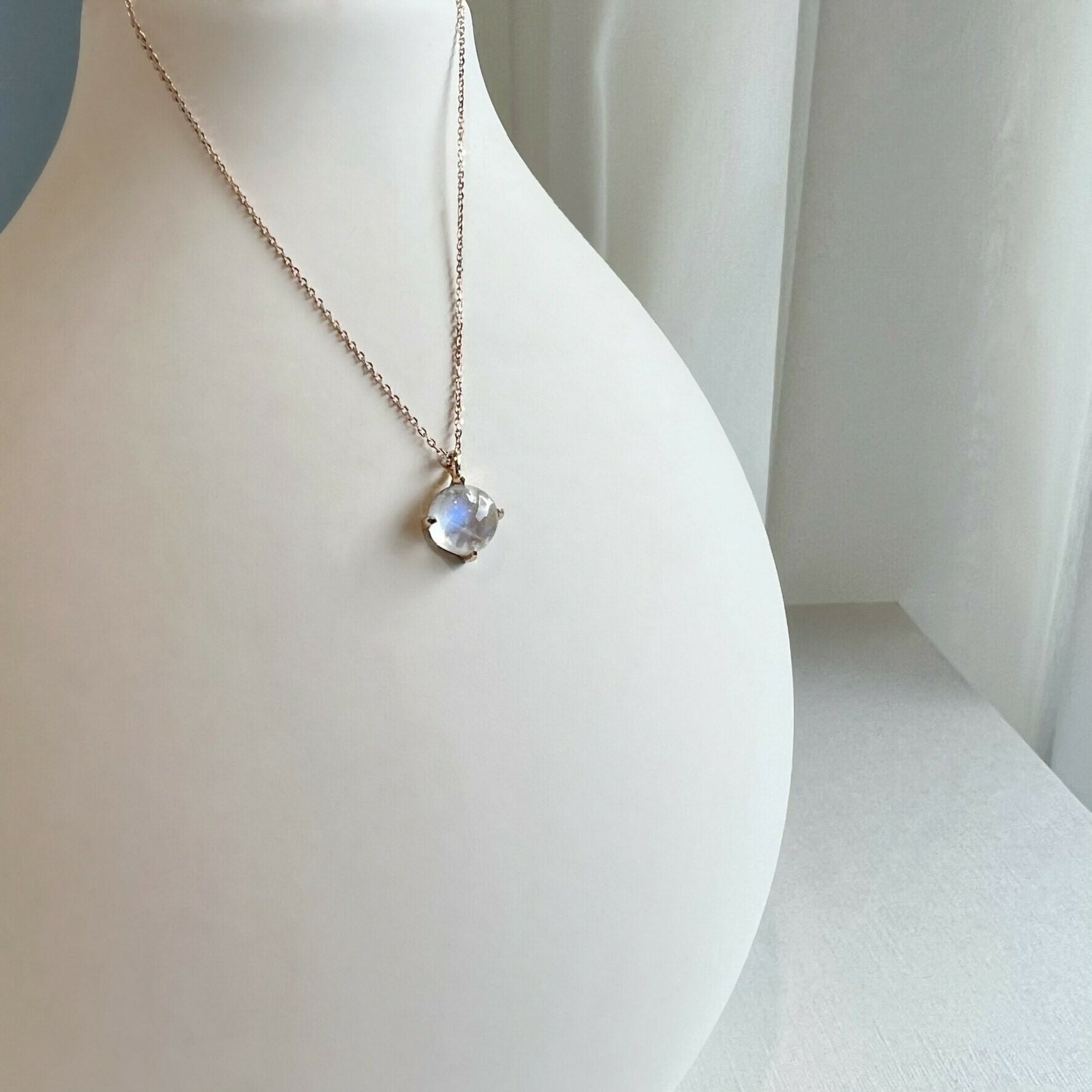 14k頂級光圓月光石項鍊