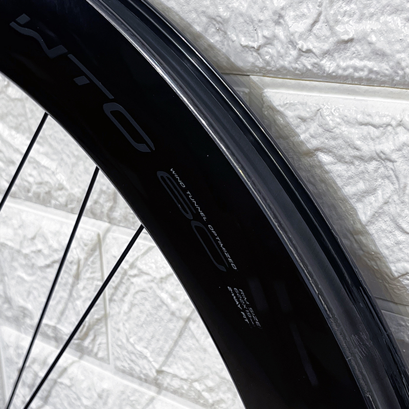 Campagnolo Bora Ultra WTO 60 Disc Brake Wheelset Campagnolo Bora Ultra WTO 60 Disc Brake Wheelset