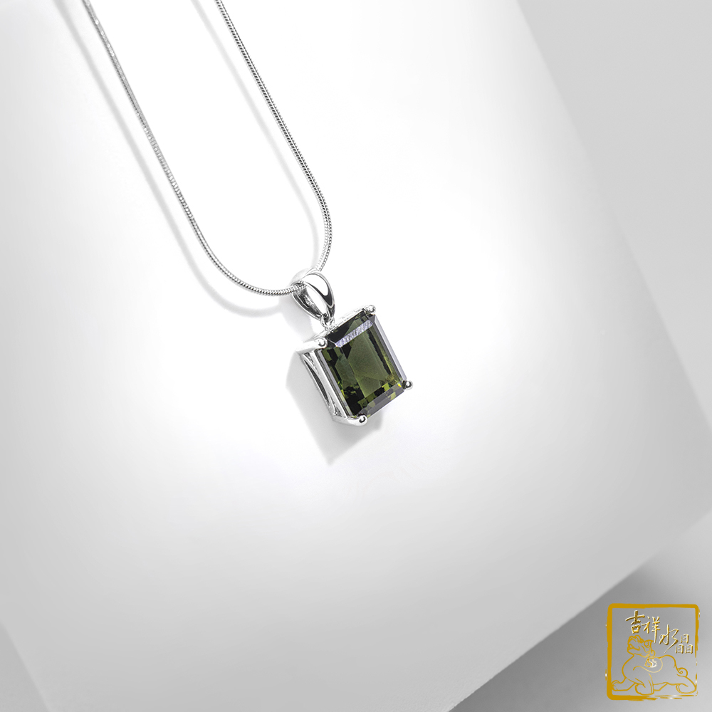 捷克綠玻隕石-捷克隕石長方形墜 2g 活潑樂觀