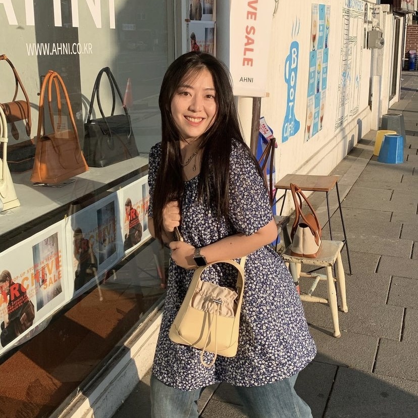 <韓國代購> AHNI HOLD BAG