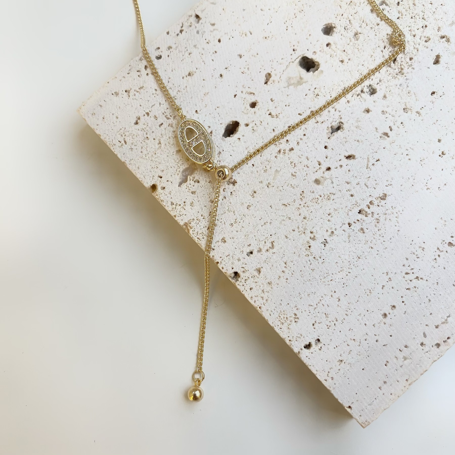 迷戀．豬鼻頸鏈