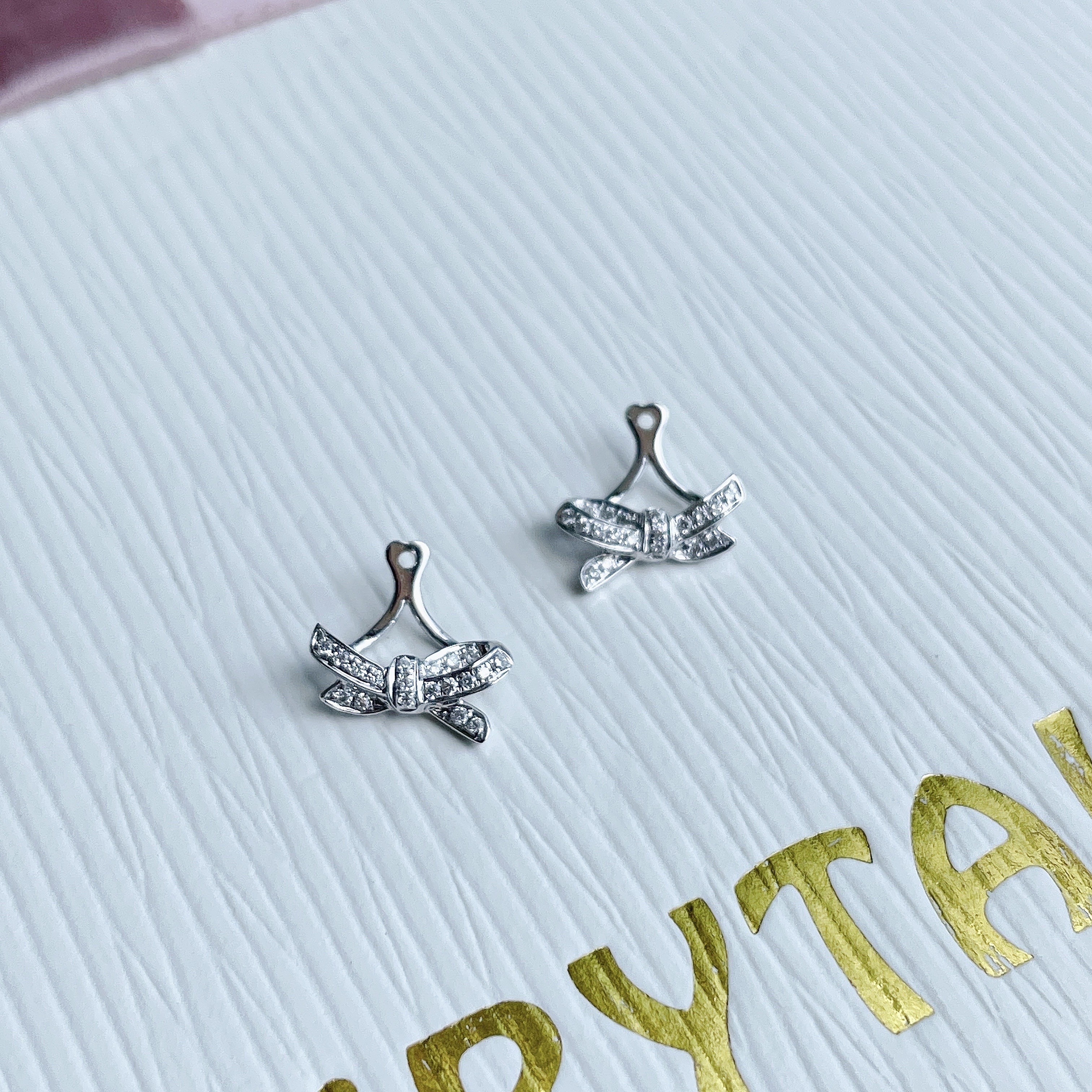 18K鑽石蝴蝶結耳套 (適合7-10mm珍珠)