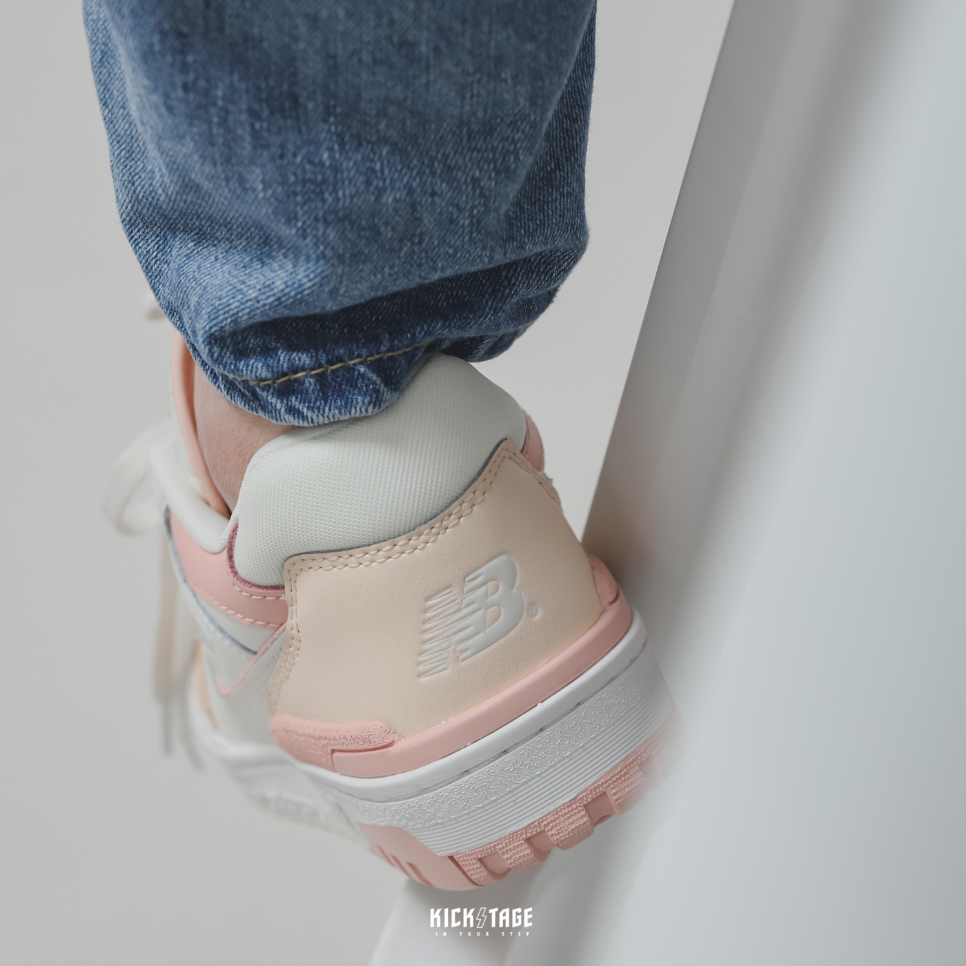 女鞋NEW BALANCE 550 White Pink 白粉麂皮拼接復古休閒鞋【BBW550WP】NB