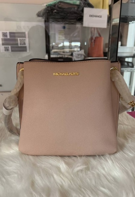 [S] MICHAEL KORS TEAGEN SM CONV BUCKET SHOULDER LEATHER BAG,POWDER BLUSH, 193599738529 (SMK85)