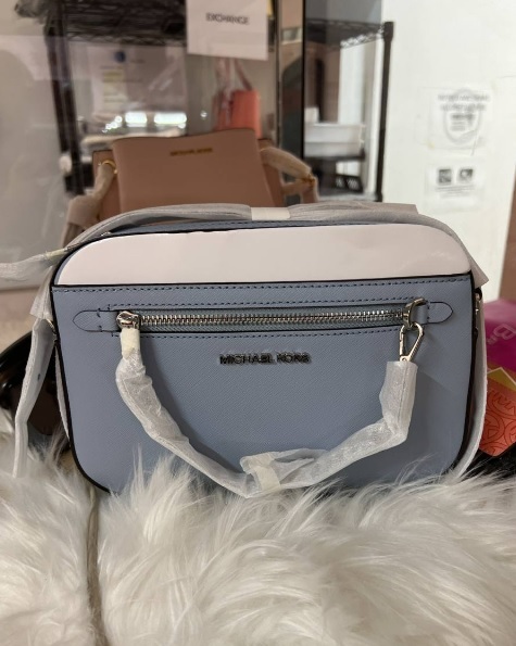 [S] MICHAEL KORS JET SET LG EW ZP CHAIN LEATHER CROSSBODY BAG,PALE BLUE, 194900513026 (SMK92)