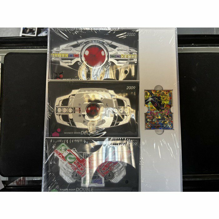 寄賣kamen rider battle ganbarizing generation box 幪面超人大戰 遊戲咭 卡簿 啡已開