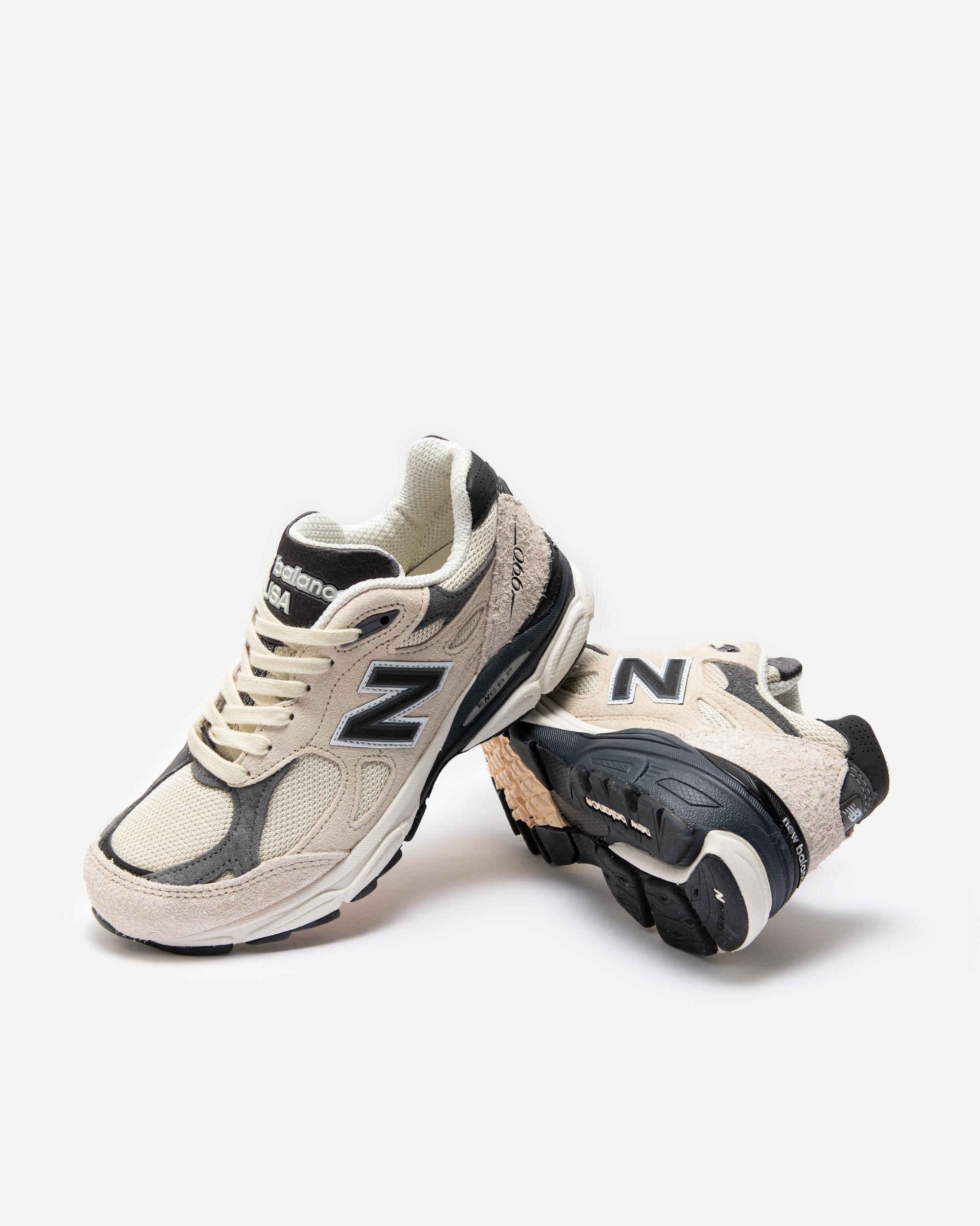 New Balance 990v3 Teddy Santis Moonbeam M990AD3 灰黑色